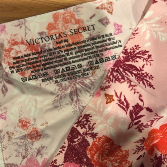 2X VS panties XL - Picture 3 of 3